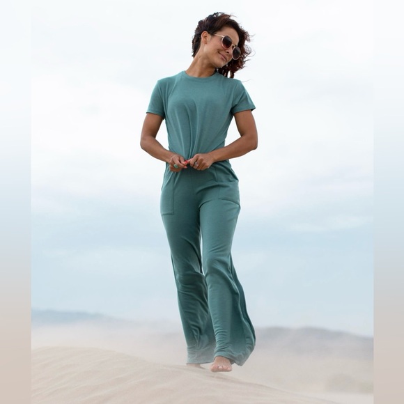 Savvi Courtney Set in Teal Green - Picture 2 of 16